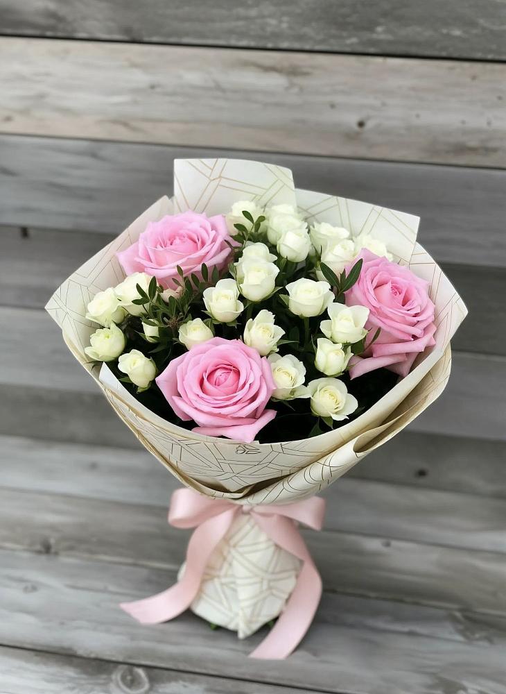 Букет цветов из: Розы в Черкесске