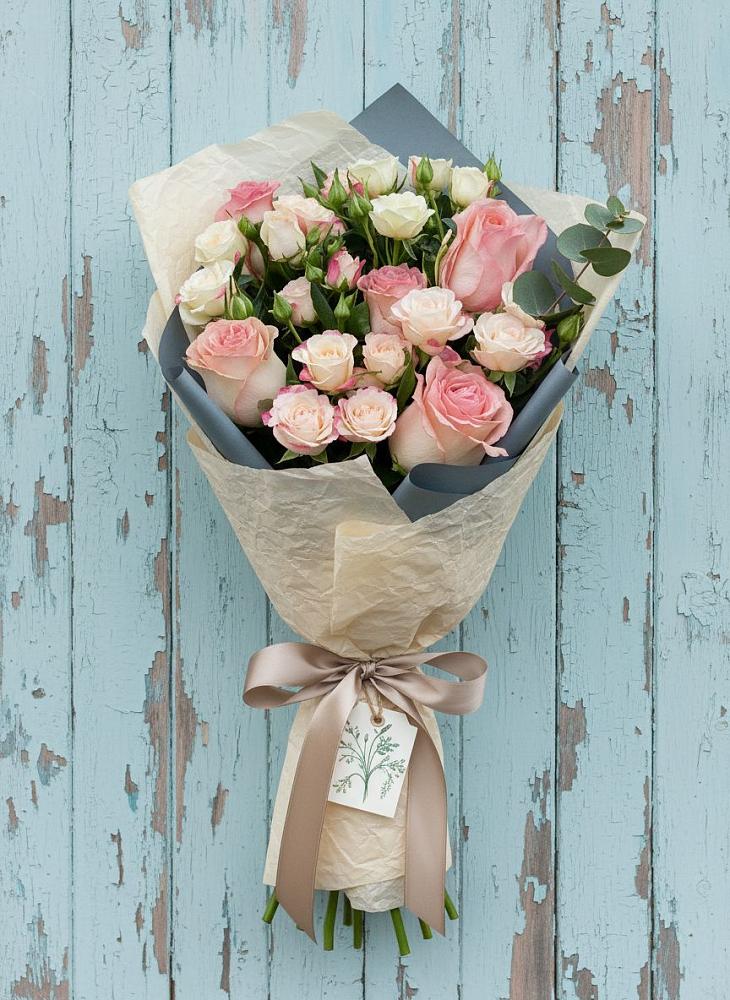 Букет цветов из: Розы в Черкесске