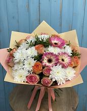 Букет цветов из:  Розы, Герберы и Хризантемы в Черкесске