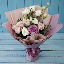 Букет цветов из:  Розы и Лизиантусы в Черкесске