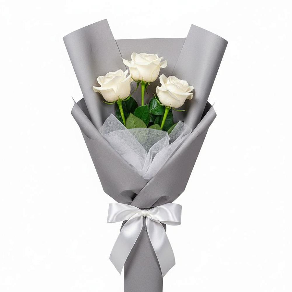 Букет 3 белые розы в Черкесске