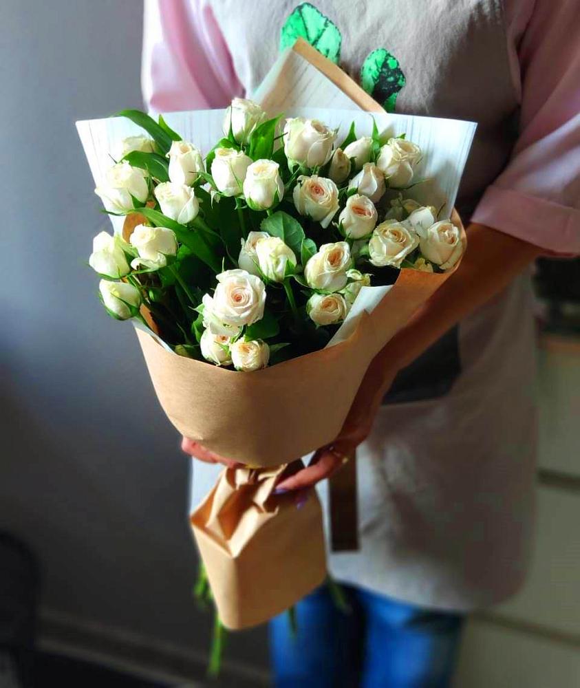 Букет цветов из: Розы в Черкесске