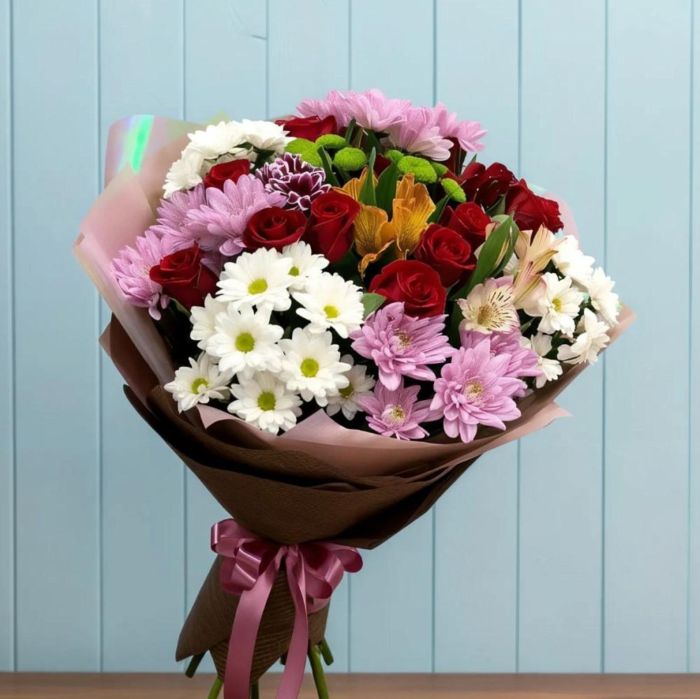 Букет цветов из: Розы, Хризантемы и Альстромерии в Черкесске
