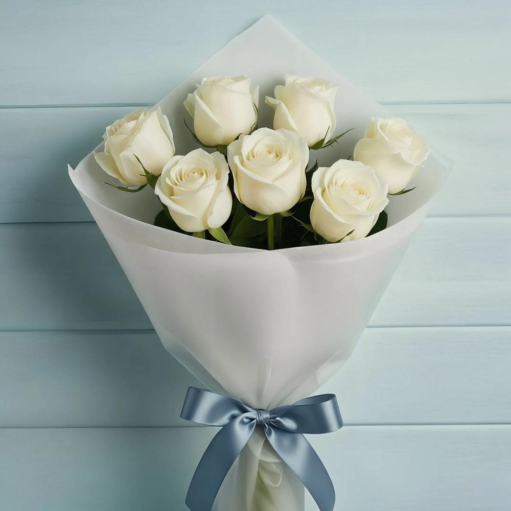 Букет 7 Белых роз Эдлесс Лав в Черкесске